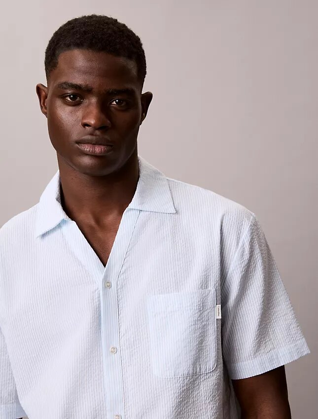 Camisa de dormir descontraída com botões em seersucker Camisa de dormir descontraída com botões em seersucker