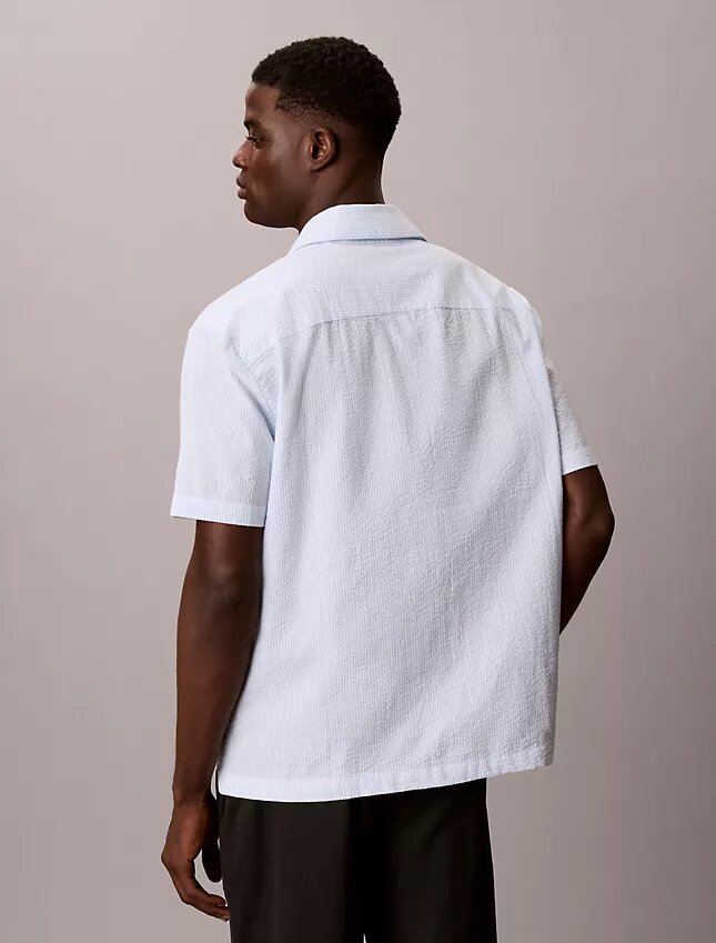 Camisa de dormir descontraída com botões em seersucker Camisa de dormir descontraída com botões em seersucker