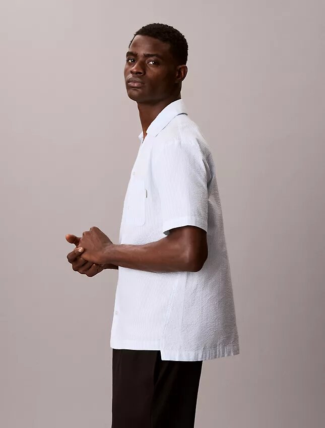 Camisa de dormir descontraída com botões em seersucker Camisa de dormir descontraída com botões em seersucker