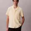 Camisa de linho e algodão de manga curta com botões Camisa de linho e algodão de manga curta com botões