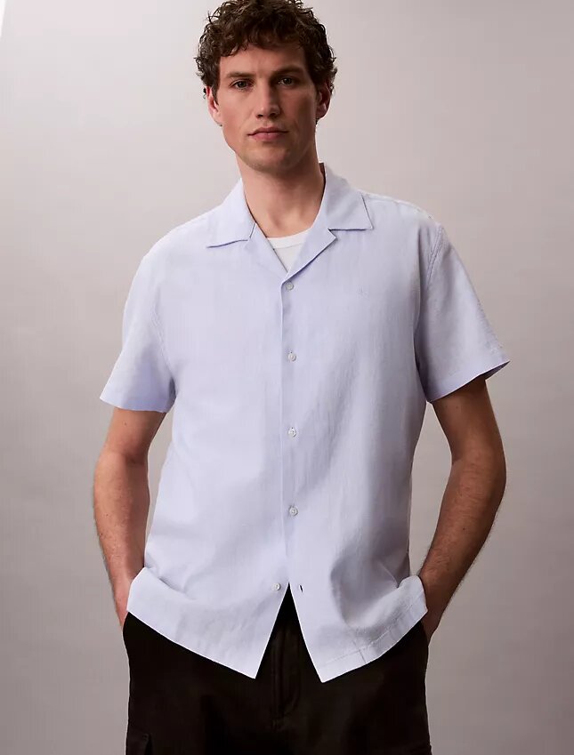Camisa de linho e algodão de manga curta com botões Camisa de linho e algodão de manga curta com botões
