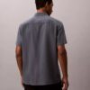Camisa de linho e algodão de manga curta com botões Camisa de linho e algodão de manga curta com botões