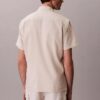 Camisa de linho e algodão de manga curta com botões Camisa de linho e algodão de manga curta com botões