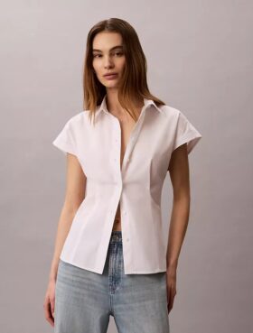 Camisa de manga curta com botões em popeline de algodão
