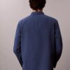 Camisa de popeline lavado com botões e corte descontraído