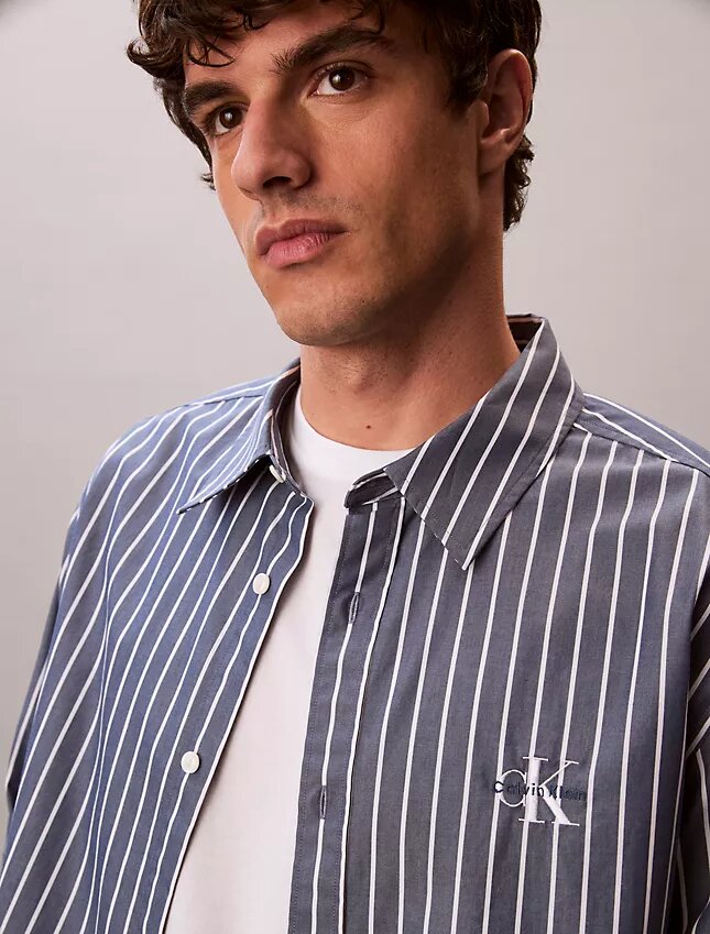 Camisa de popeline lavado com riscas e botões Camisa de popeline lavado com riscas e botões