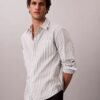 Camisa de popeline lavado com riscas tingidas no fio