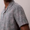 Camisa Descontraída de Algodão e Linho com Gola Camp Camisa Descontraída de Algodão e Linho com Gola Camp