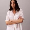 Camisa descontratada com botões em mistura de algodão Camisa descontratada com botões em mistura de algodão
