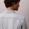 Camisa Justa Elástica Supima com Risca Tingida no Fio Camisa Justa Elástica Supima com Risca Tingida no Fio