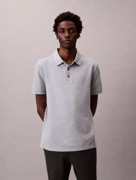 Camisa polo clássica em malha waffle