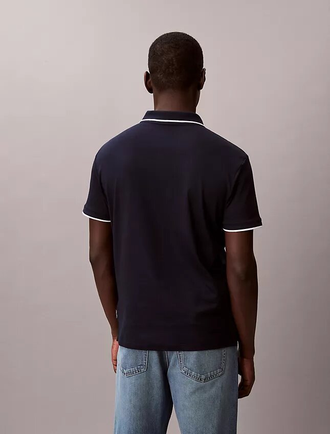 Camisa polo com detalhes em Liquid Touch Camisa polo com detalhes em Liquid Touch