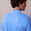 Camisa polo com detalhes em Liquid Touch