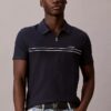 Camisa polo com fecho de correr de um quarto e debrum contrastante
