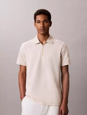 Camisa polo com fecho em espinha