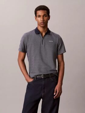Camisa polo com fecho em espinha