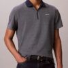 Camisa polo com fecho em espinha