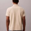 Camisa polo com gola em blocos de cor em piqué Camisa polo com gola em blocos de cor em piqué