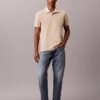 Camisa polo com gola em blocos de cor em piqué Camisa polo com gola em blocos de cor em piqué