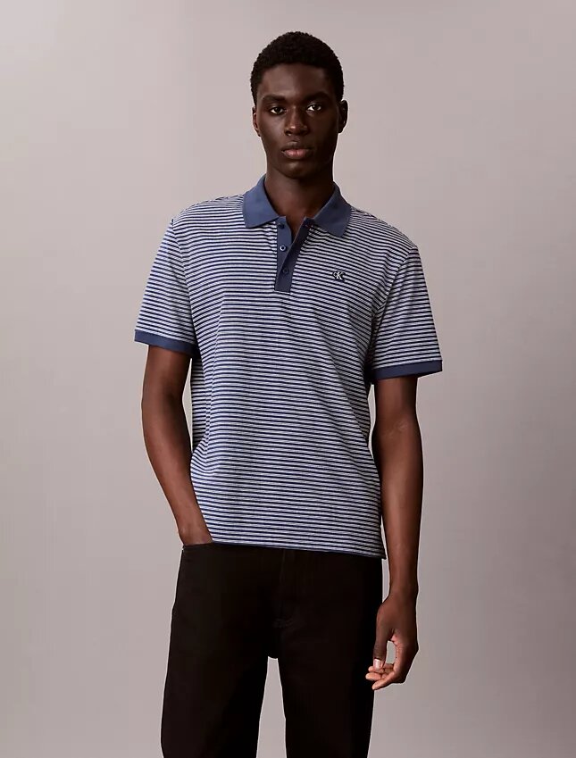 Camisa polo com riscas universitárias Camisa polo com riscas universitárias