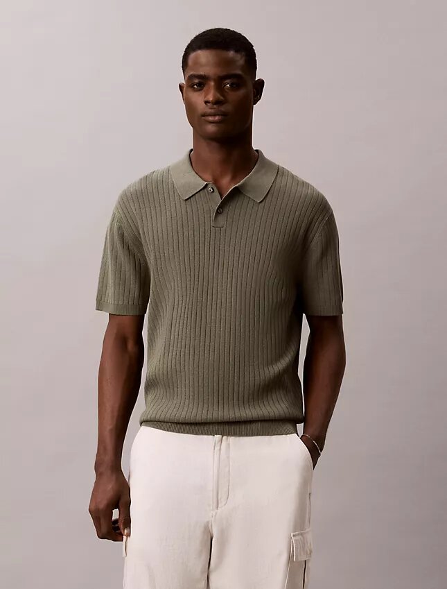 Camisa polo em malha canelada Camisa polo em malha canelada