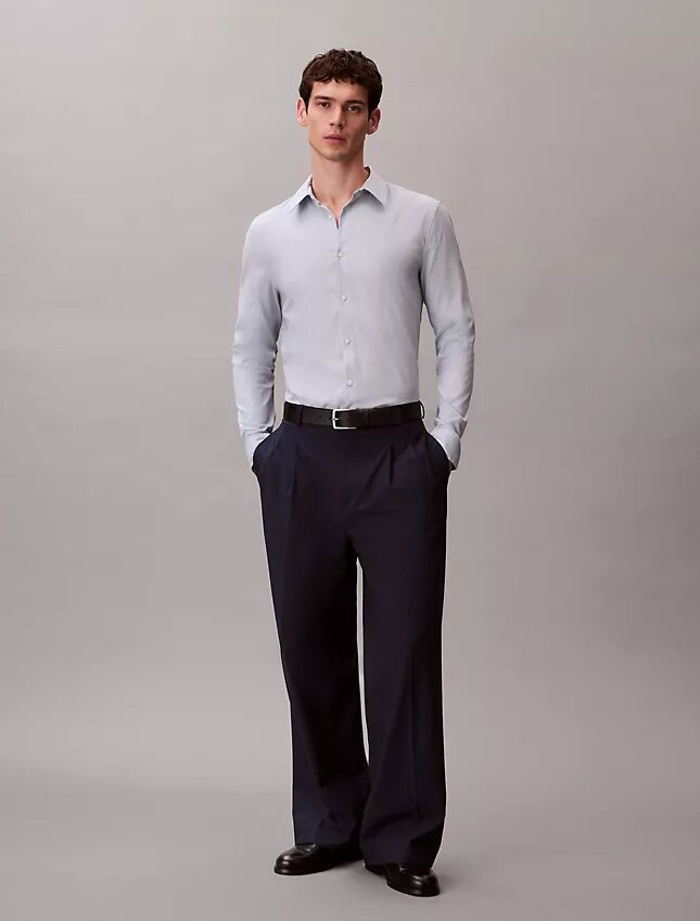 Camisa Slim com botões e padrão jacquard geométrico Camisa Slim com botões e padrão jacquard geométrico