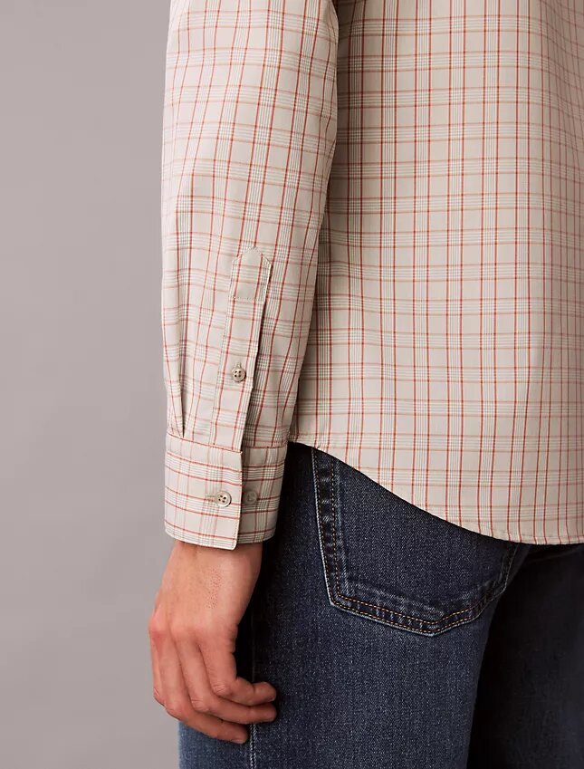 Camisa slim de xadrez em Cotton Stretch com botões Camisa slim de xadrez em Cotton Stretch com botões