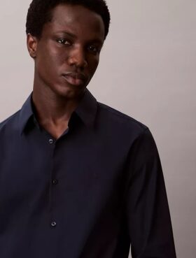 Camisa Slim Stretch com botões