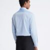 Camisa social de corte justo em algodão com padrão em espinha Camisa social de corte justo em algodão com padrão em espinha