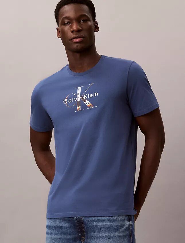 Camiseta clássica com estampa gráfica Monologo Camiseta clássica com estampa gráfica Monologo