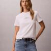 Camiseta clássica com logótipo em camadas Camiseta clássica com logótipo em camadas