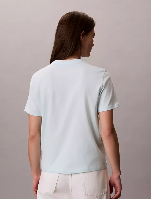 Camiseta clássica com logótipo em camadas Camiseta clássica com logótipo em camadas