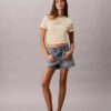 Camiseta clássica com logótipo em feltro Camiseta clássica com logótipo em feltro