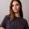 Camiseta com Estampado Monólogo em Tecido Baby Terry Camiseta com Estampado Monólogo em Tecido Baby Terry