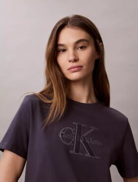Camiseta com Estampado Monólogo em Tecido Baby Terry