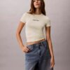 Camiseta Curta com Logotipo em Malha Canelada Camiseta Curta com Logotipo em Malha Canelada