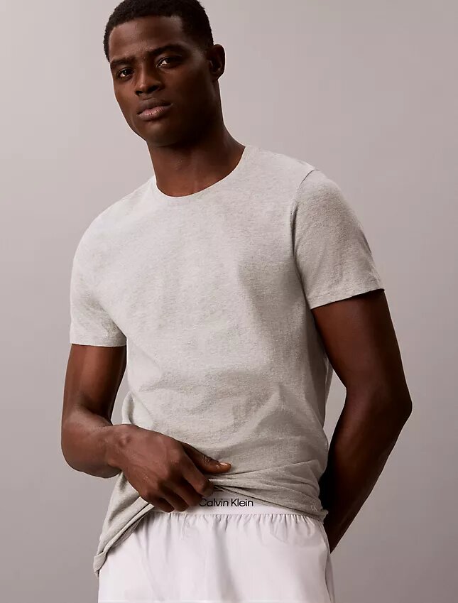 Camiseta de gola redonda com corte clássico, pacote de 3 peças da Cotton Classics Camiseta de gola redonda com corte clássico, pacote de 3 peças da Cotton Classics