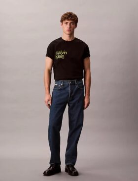 Camiseta Descontraída com Estampado Circular