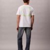 Camiseta Descontraída com Estampado Circular Camiseta Descontraída com Estampado Circular