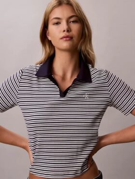 Camiseta polo com canelado em algodão