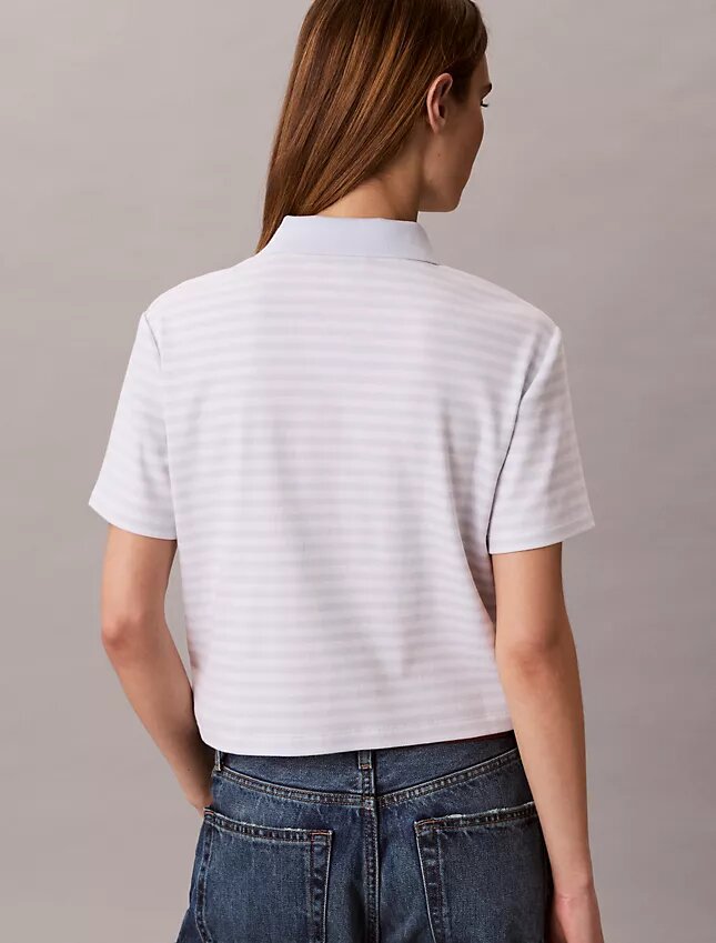 Camiseta polo com canelado em algodão Camiseta polo com canelado em algodão