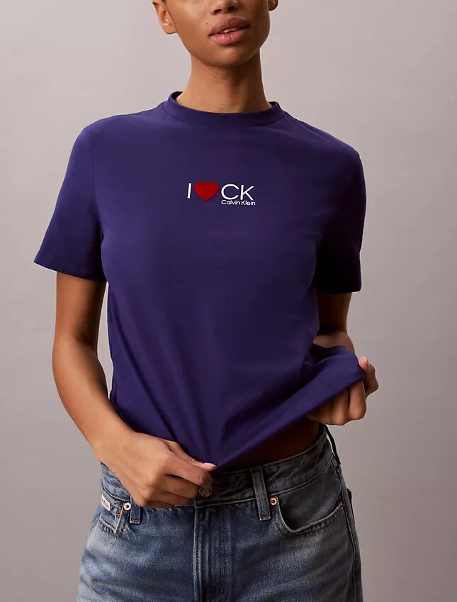 Camisola clássica com logótipo de coração Camisola clássica com logótipo de coração