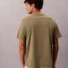 Camisola clássica com logótipo em letras pequenas Camisola clássica com logótipo em letras pequenas