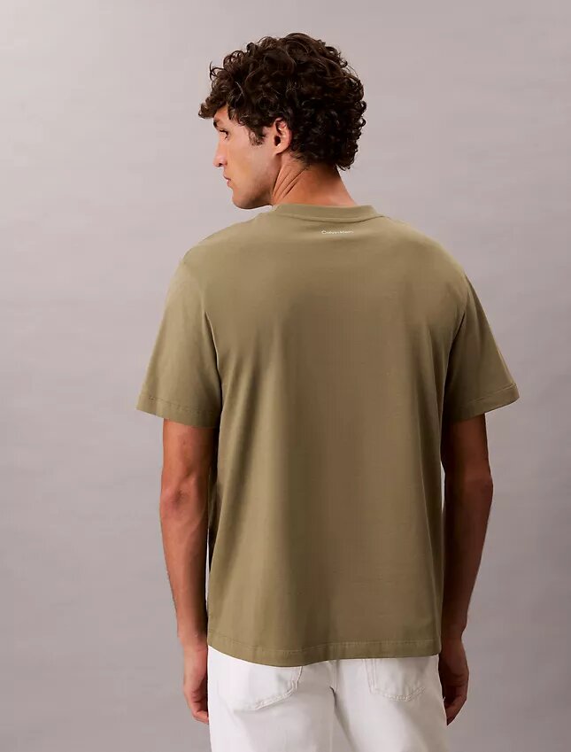 Camisola clássica com logótipo em letras pequenas Camisola clássica com logótipo em letras pequenas