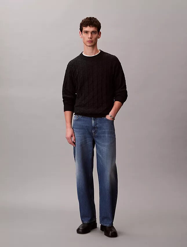 Camisola com canelado e logótipo em todo o tecido Camisola com canelado e logótipo em todo o tecido