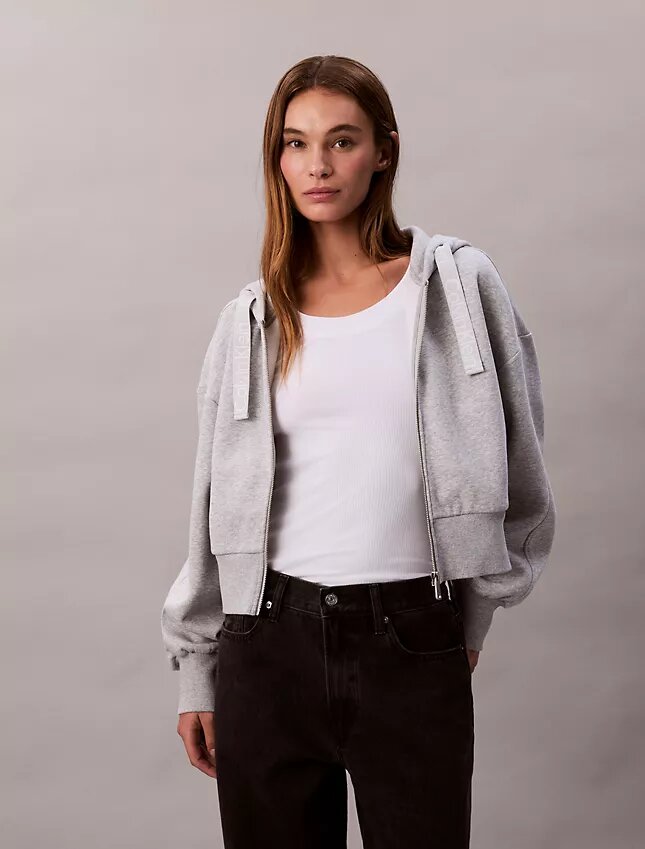 Camisola com capuz descontraída em malha polar com fecho e fita com logótipo Camisola com capuz descontraída em malha polar com fecho e fita com logótipo