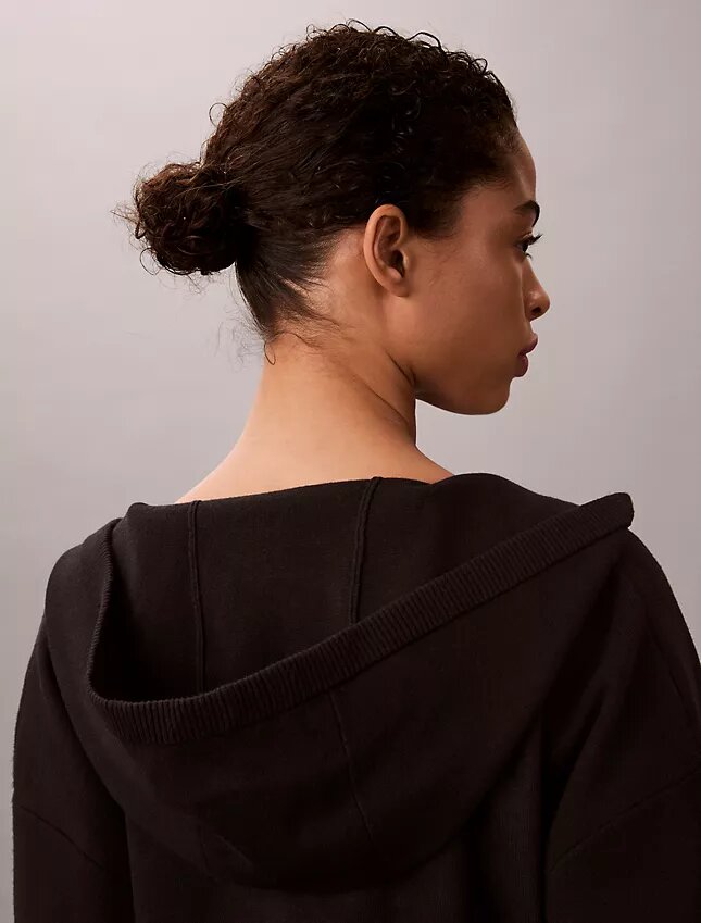 Camisola com capuz em malha folgada Camisola com capuz em malha folgada