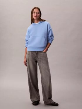 Camisola com capuz em malha polar com logótipo de arquivo
