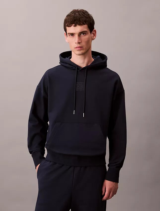 Camisola com capuz em tecido felpudo com logótipo Camisola com capuz em tecido felpudo com logótipo
