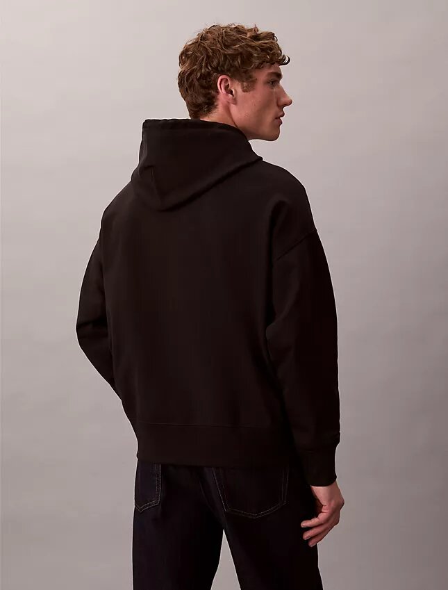 Camisola com capuz em tecido felpudo com logótipo Camisola com capuz em tecido felpudo com logótipo